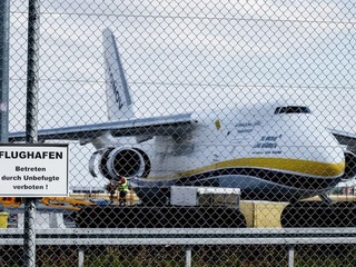 Dron so Semtexom narazil do ukrajinského lietadla: Bolo plné paliva! Od katastrofy ho delilo jediné zlyhanie