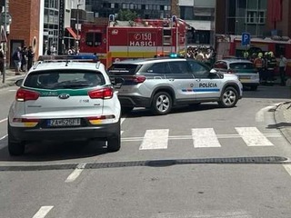 MIMORIADNE Požiar v obchodnom centre Aupark v Žiline: VIDEO Prebieha evakuácia!