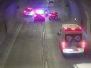 UNIKLO VIDEO nehody prezidentky pri návrate z dovolenky z Chorvátska! Zábery z tunela, z ktorých tuhne krv v žilách