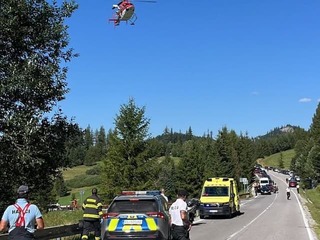 Smrteľná nehoda na Liptove: Motocyklista neprežil zrážku s autom, vodička nafúkala