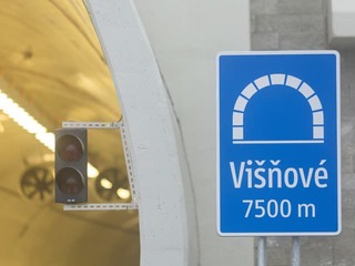 Vodiči, POZOR! Tunel Višňové na niekoľko dní kompletne odstavia: Obchádzka pôjde cez Strečno