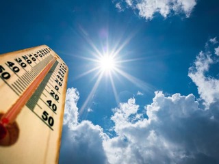 Je to OFICIÁLNE! Extrémne horúčavy vrcholia: Na Slovensku teplota prekročila 40 °C, ešte môže narásť