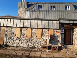Kauza chaty pod Ďumbierom vrcholí! Legendárneho chatára vyhodili po 35 rokoch: Drsný odkaz po vyhadzove