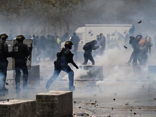 Obrovské obavy vo Francúzsku: Budú ďalšie zničujúce protesty! Hrozí výnimočný stav