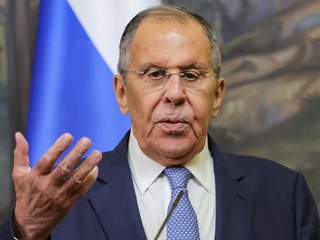 Koniec vojny bol vraj blízko! Lavrov hodil pokračovanie konfliktu na Ukrajine na AMERIČANOV