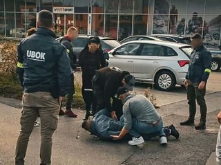 Policajná akcia Kandidát odhalila kupovanie hlasov: Obvinení chceli za tisíce eur zmanipulovať voľby