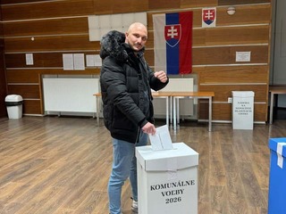 Virálny hit volieb pohorel: Attila Lesko pobláznil kampaňou internet, v realite však veľa hlasov nezískal