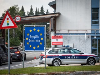 Hraničné kontroly budú pokračovať: Rakúsko ich predlžuje o tri mesiace aj pri Slovensku