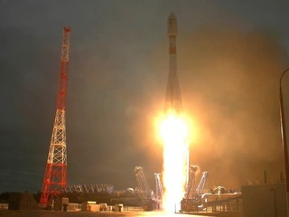 Obrovská potupa Rusov: Chceli konkurovať Starlinku a skončilo sa to katastrofou! Satelity padajú k Zemi