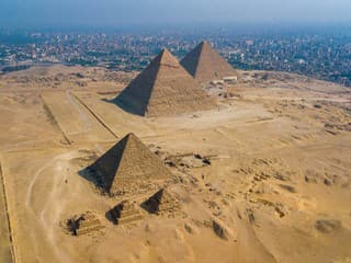 Archeológovia skúmali skryté kosti v egyptských pyramídach: ŠOKUJÚCI zvrat! Nález prepíše históriu