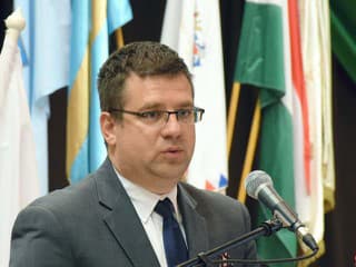 ŠKANDÁL v Maďarsku: Bývalý minister čelí obvineniu z korupcie: Doma mal ukrývať 25 miliónov eur v hotovosti