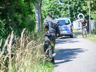 Trojmesačné bábätko uniesli z kočíka pred domom: Obrovská pátracia akcia... HROZIVÝ nález v potoku!