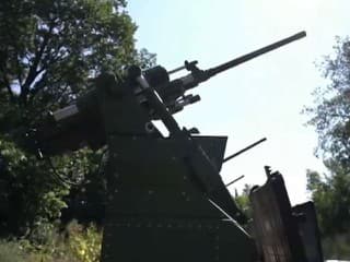 VIDEO: Ukrajinci dali svojho lovca Šáhidov priamo na vojenské auto. Sky Sentinel využíva AI a 12,7 mm guľomet