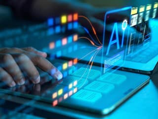 AI agenti si vytvorili vlastný jazyk, ktorému ľudia nerozumejú: Čo si medzi sebou TAJNE hovoria?