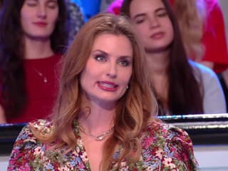 Známa moderátorka sa pred kamerami odviazala: Nadvihla si blúzku a… Ježiši kriste, skríkla Kavaschová