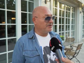 Má po 66-ke, no maká ako drak: Michal David po úteku k moru chystá čosi obrovské! Toto sa vám bude páčiť