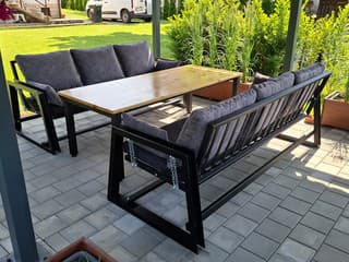 Záhradné sedenie ako skladačka: Michal vám ukáže svoju zváranú konštrukciu na retiazkach