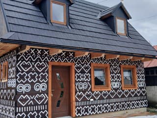 Čičmanská drevenica v rukách majstra: Dva roky svojpomocnej práce, ktoré stáli za to