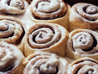 Voňajú ako od babičky, chutia ako z pekárne: Recept na dokonalé škoricové slimáky nie je zložitý