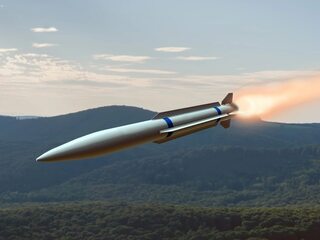 Čína vyvíja stealth strelu novej generácie: zmestí sa do J-20 a zasiahne na 1 300 km