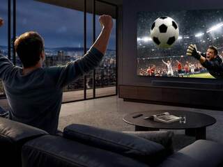 Kde a ako si Slováci dokážu najlepšie vychutnať futbal? Veľký prieskum Samsungu ukázal, čo je pre nás pri sledovaní športu dôležité