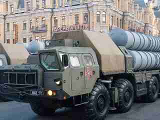 Ukrajina a USA dávajú systémom S-300 druhý život. Nové rakety majú šetriť Patrioty