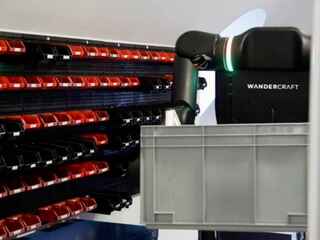 Obľúbená automobilka medzi Slovákmi nasadí 350 humanoidných robotov do výroby. Tvrdí, že majú pomáhať ľuďom, nie ich nahradiť