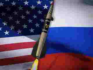 Nová studená vojna sa presúva na Mesiac. Rusko a Čína tam chcú postaviť jadrovú elektráreň a predbehnúť Američanov