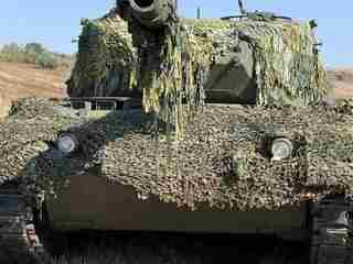 Ukrajinský Leopard 1A5 prežil 52 útokov dronov: takto sa tanky prispôsobujú novej vojne