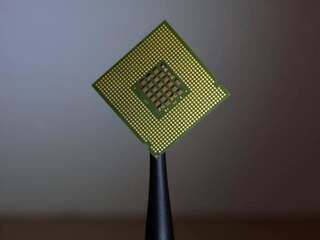 Moorov zákon sa rúca! Čo bude s našimi počítačmi a telefónmi ďalej? Evolúcia už postupne prebieha, stačí si ju všimnúť