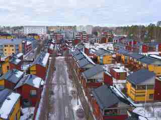 Rusko skupuje domy pri vojenských základniach v Európe. Spravodajci varujú pred „trójskymi koňmi“