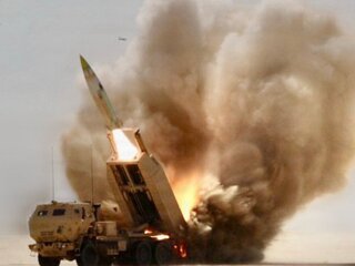 Uznávaný americký stratég varuje: USA môžu v Iráne padnúť do pasce, z ktorej vedie cesta len k veľkej vojne