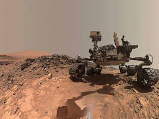 Vrták roveru Curiosity sa zasekol v jednej z marťanských hornín: Aj NASA priznala, že niečo takéto ešte nevidela