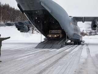 Po Trumpovom kroku EÚ konečne „otvorila oči“. Grónsko sa rýchlo mení na vojenskú pevnosť