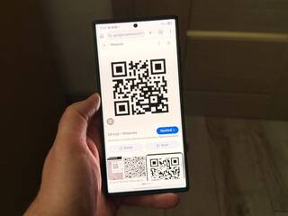 Ako prečítať QR kód z obrazovky telefónu bez druhého mobilu? Tento jednoduchý trik pozná len málokto