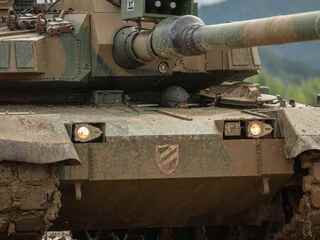 Južná Kórea vyrobila taký dobrý tank, že Poľsko ich kúpilo až 1 000. Vlastná armáda teraz čaká v poradovníku