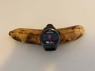 Pripni smart hodinky na banán a uvidíš zvláštnu vec. Ako je možné, že ovocie zrazu ukáže tep?