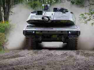 Taliansko dá 5,14 miliardy eur na nové tanky. Dostanú automatické nabíjanie aj kanón proti dronom