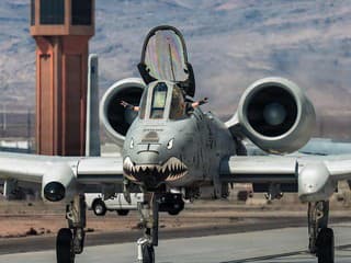 Američania sa lúčia s legendárnym A-10. Na elitnej Weapons School absolvoval svoj posledný let