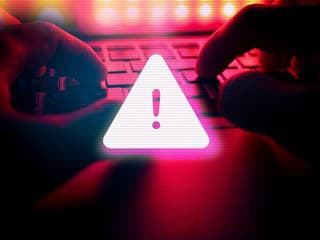 Tisíce webov infikovala nová hackerská kampaň DriveSurge. Stačí naletieť na toto bežné potvrdenie a hackeri sa ti môžu dostať do zariadenia