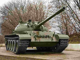 Ukrajinci dali starému sovietskemu BMP nový mozog. Španielska veža z neho robí oveľa nebezpečnejší stroj