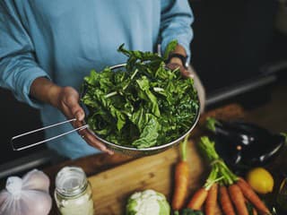 Lepšie trávenie, imunita a zdravé kosti: Túto zeleninu jedzte najmä blanšírovanú