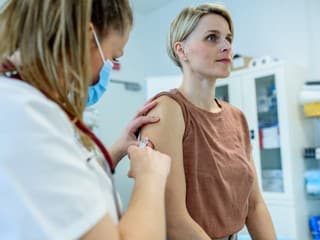Farmaceuti radia: Na očkovanie proti chrípke je práve teraz najlepší čas