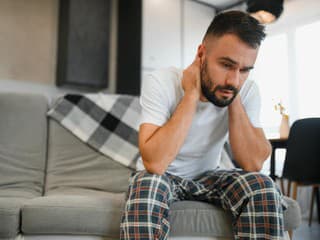 Prečo a ktoré psychické prekážky môžu blokovať prirodzené telesné odpovede?