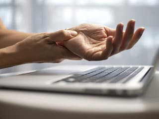 Syndróm karpálneho tunela môže byť predzvesťou oveľa väčšieho problému so srdcom