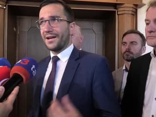 Premiér sa podľa Hnutia Slovensko iba vyhovára na predchodcov a klame