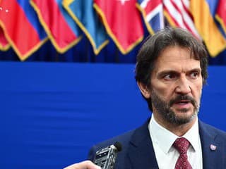 Minister obrany SR Robert Kaliňák o misii v Kosove