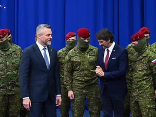 Prezident Peter Pellegrini navštívil slovenských vojakov v Kosove