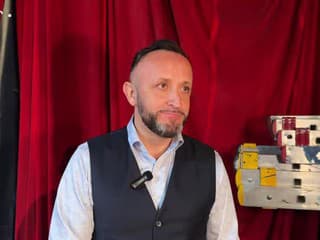 Našou najsilnejšou tradíciou sú koledy v podaní mojej mamy, uviedol spevák Ondrej Kandráč