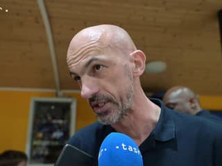 Tréner Iskry Svit Krunoslav Krajnovič po štvrtom zápase štvrťfinále play-off Tipos SBL